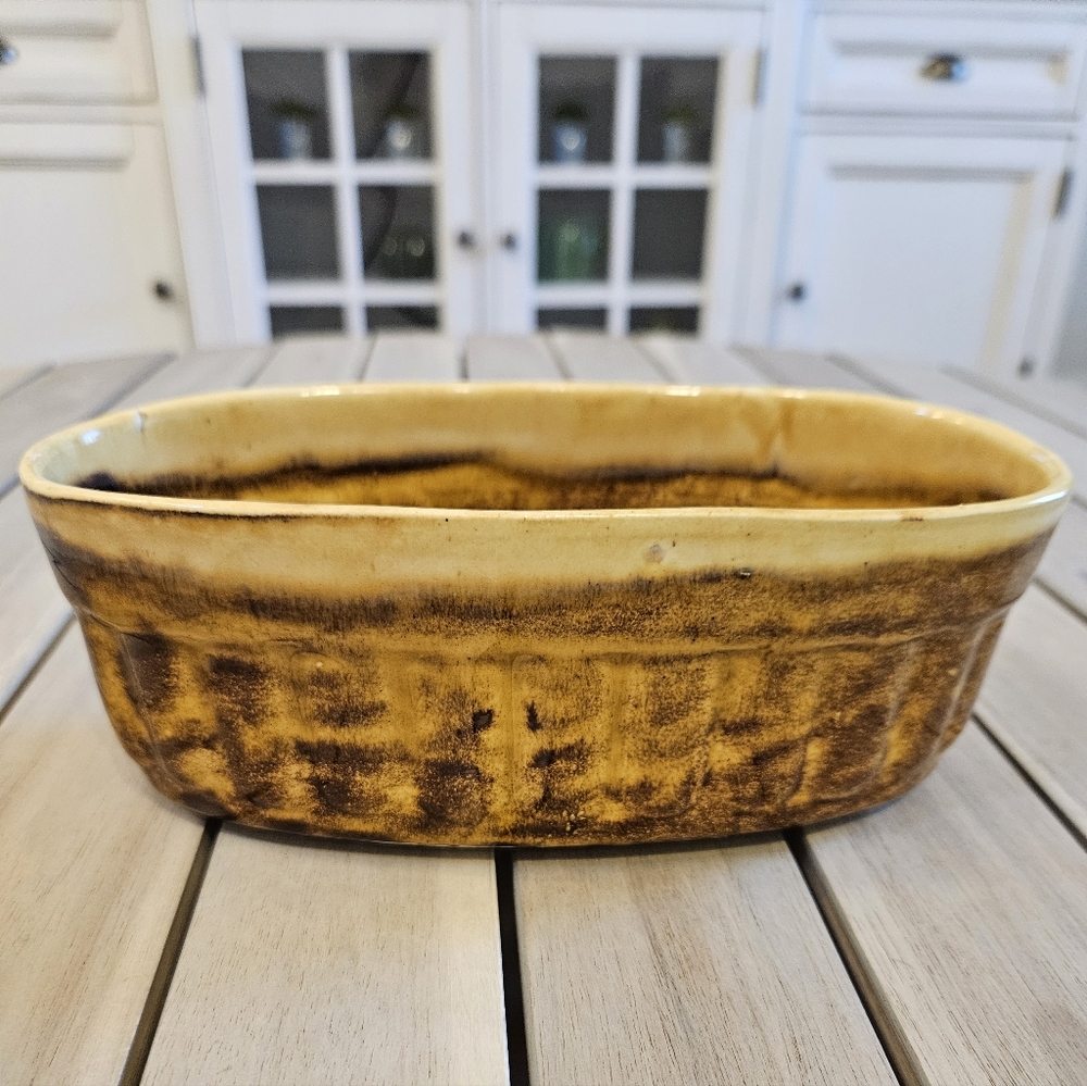 Vintage Judy of California Planter D18 Pottery Drip Glaze Vintage Mid-Century.